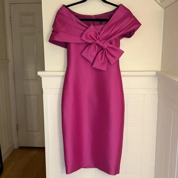 Badgley Mischka Off the Shoulder Bow Front Orchid Midi Dress Women’s 2 - Picture 4 of 13